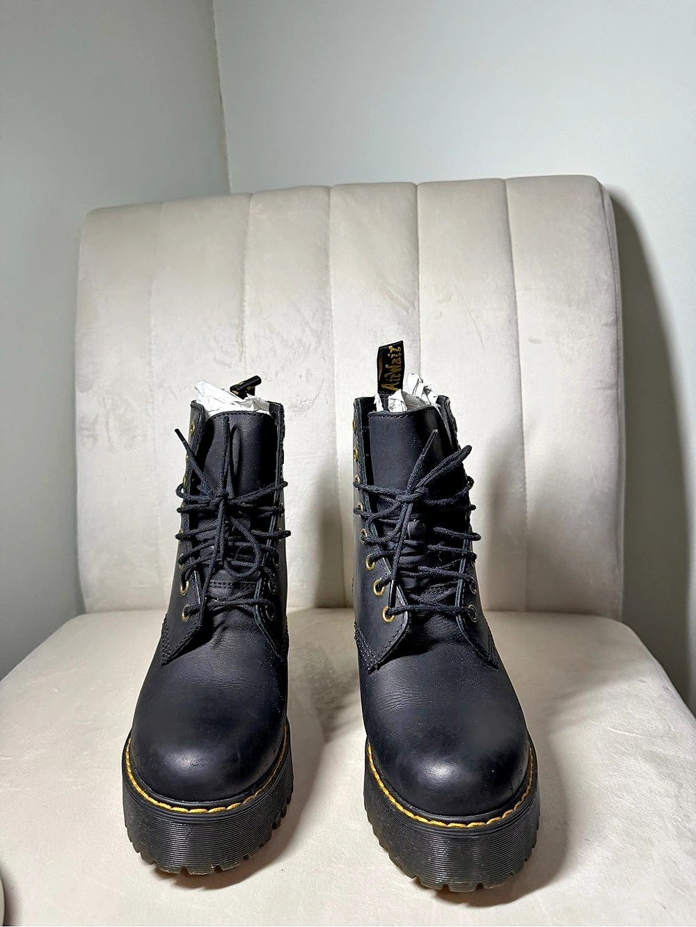 Dr. Martens Leona Vintage Smooth Leather Platform Boots Black